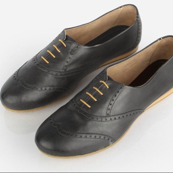 Poppy Barley Soft Oxford Black - Picture 2 of 6